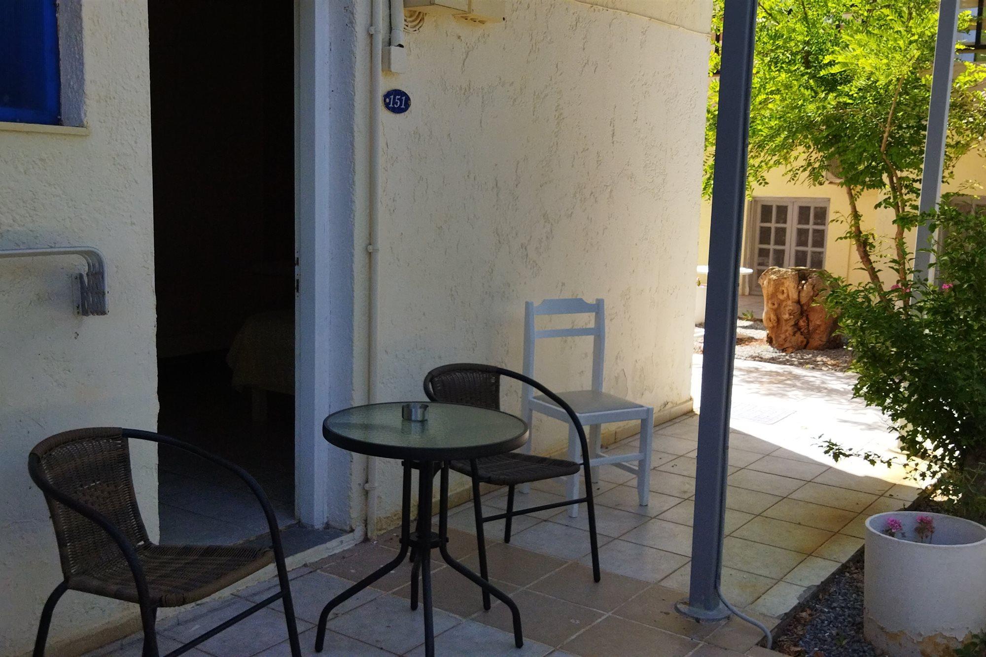 Cleo Rooms 250M From The Beach Malia Eksteriør billede