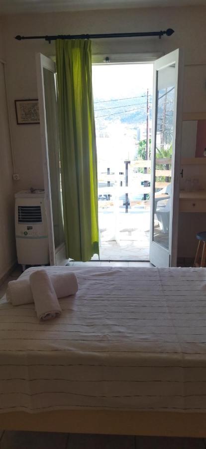 Cleo Rooms 250M From The Beach Malia Eksteriør billede