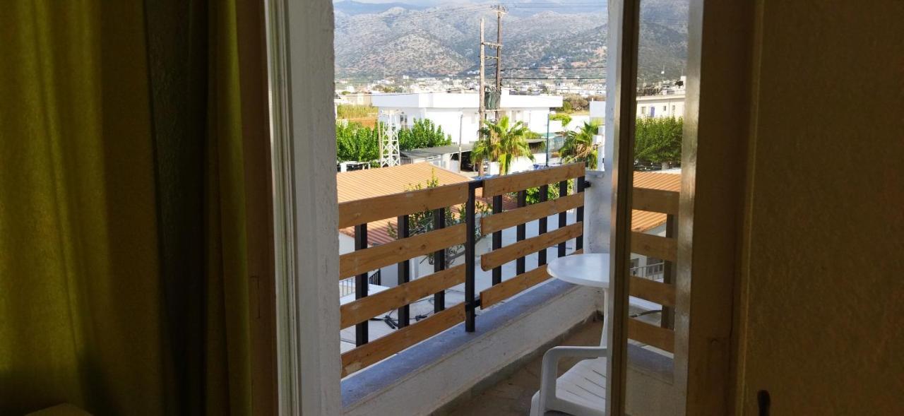 Cleo Rooms 250M From The Beach Malia Eksteriør billede