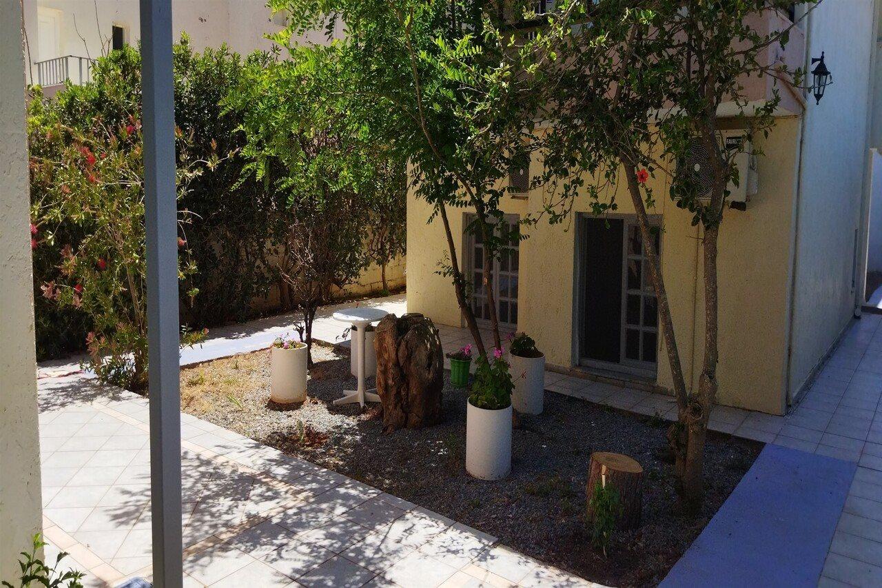 Cleo Rooms 250M From The Beach Malia Eksteriør billede