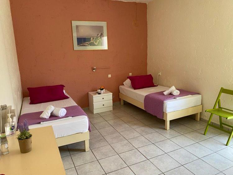 Cleo Rooms 250M From The Beach Malia Eksteriør billede