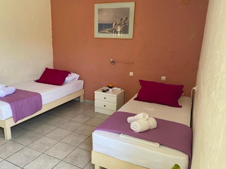 Cleo Rooms 250M From The Beach Malia Eksteriør billede